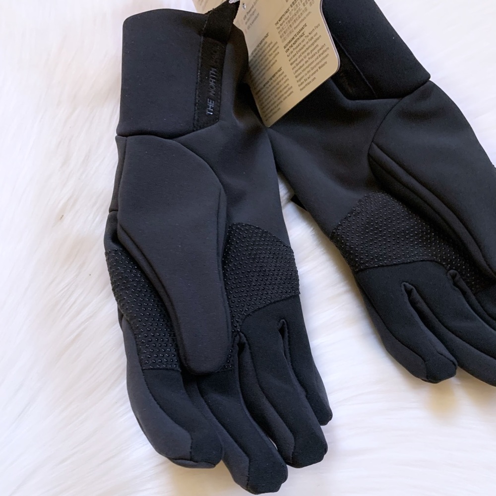 The North Face Women’s Apex Etip Black Gloves - Picture 4 of 7